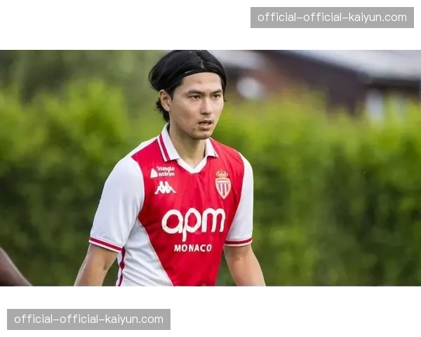 摩纳哥官方确认，南野拓实因肌肉疲劳将缺席本轮联赛
